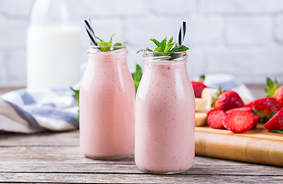 STRAWBERRY OATMEAL SMOOTHIE